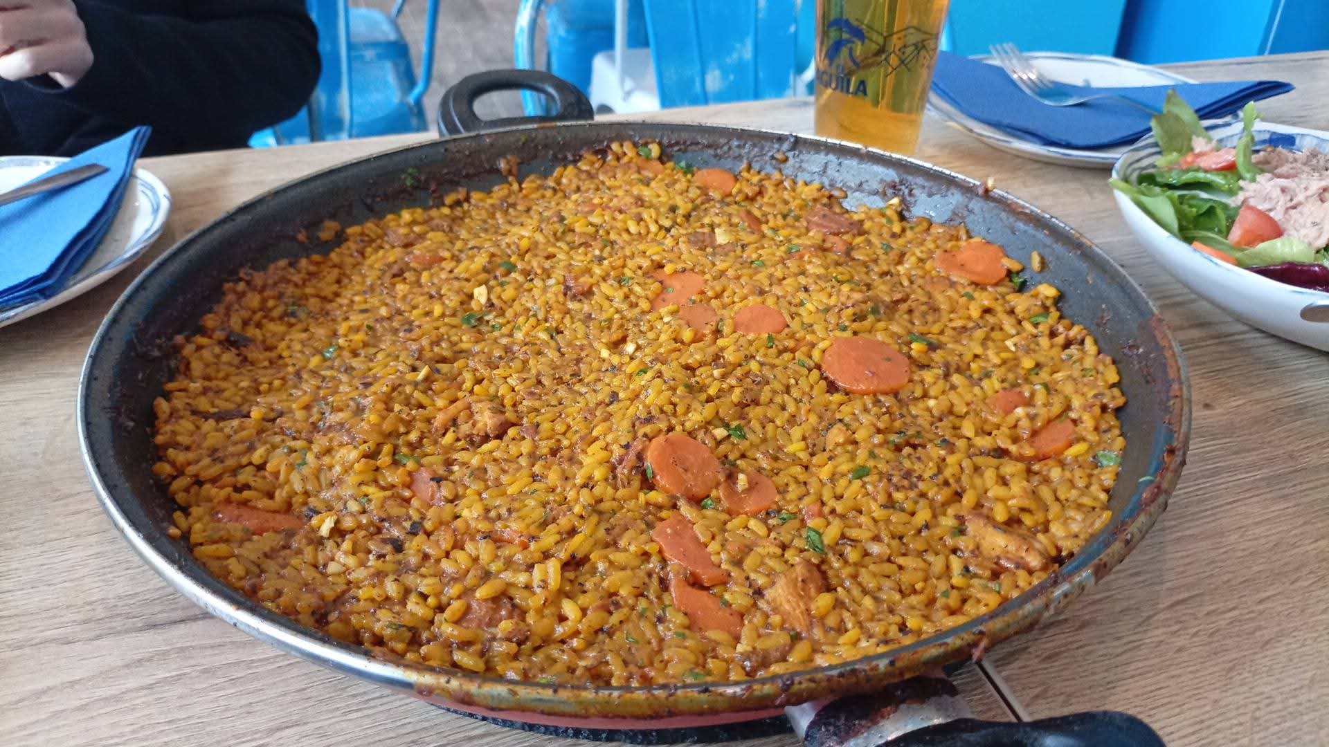 Arroz meloso en su paella