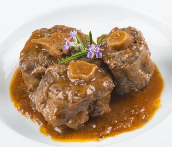 Rabo de toro guisado